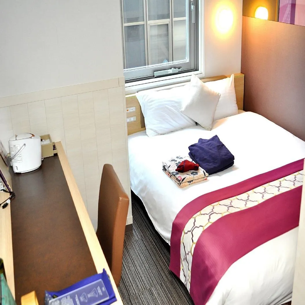 Super Hotel Premier Tokyo Station Yaesu-Chuoguchi 3*,