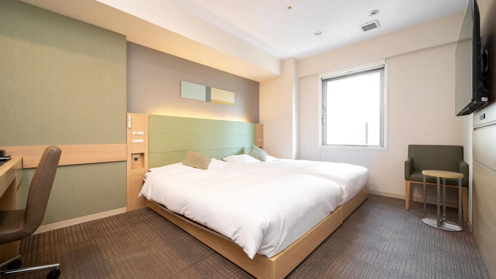 Super Hotel Premier Tokyo Station Yaesu-Chuoguchi 3*,